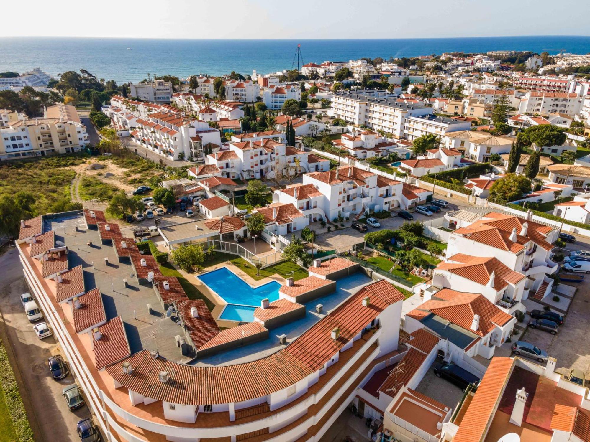 Santa Eulalia 2-Bedroom Apartment - Swimming Pool - Wifi Albufeira Eksteriør billede