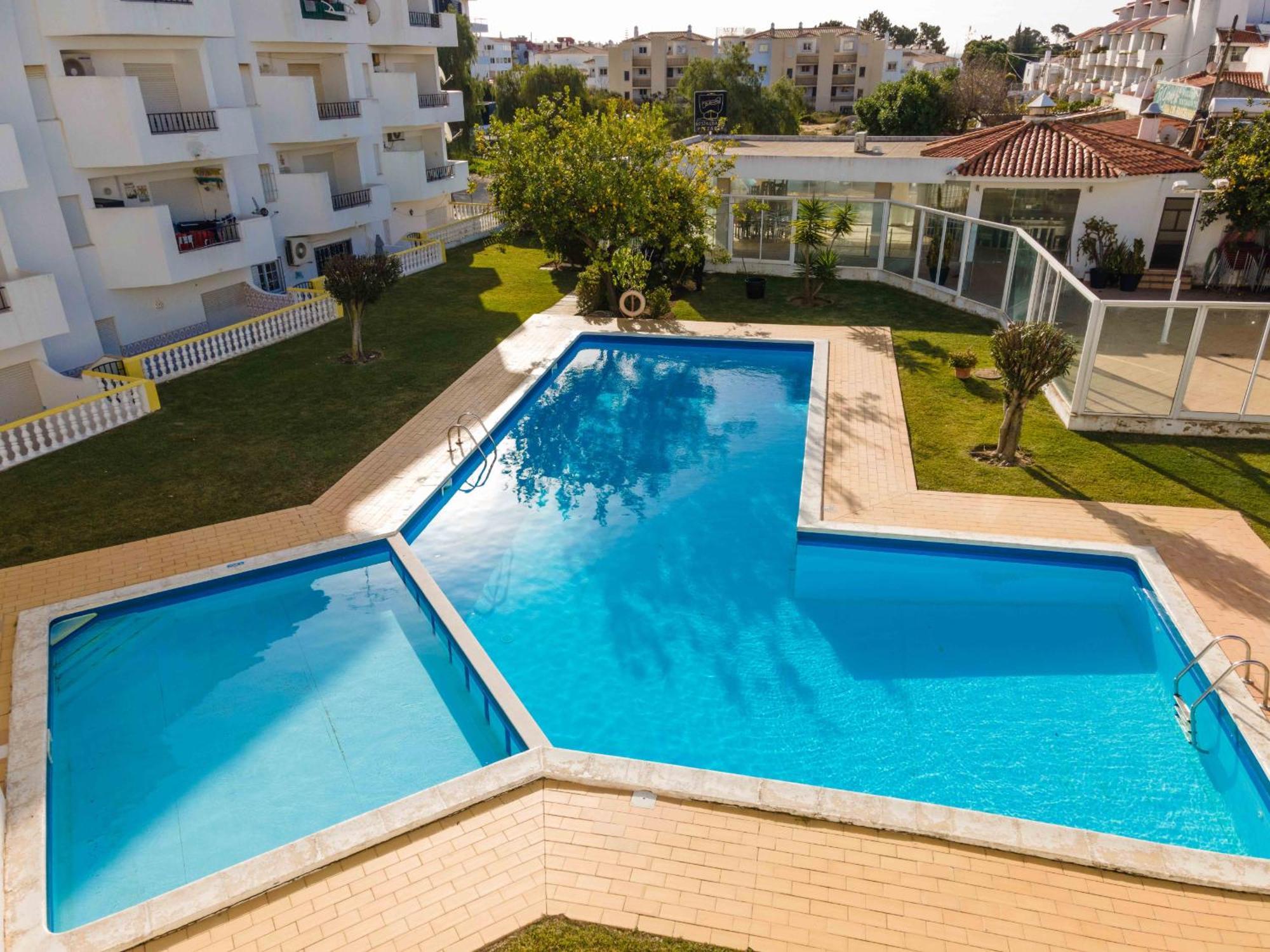 Santa Eulalia 2-Bedroom Apartment - Swimming Pool - Wifi Albufeira Eksteriør billede